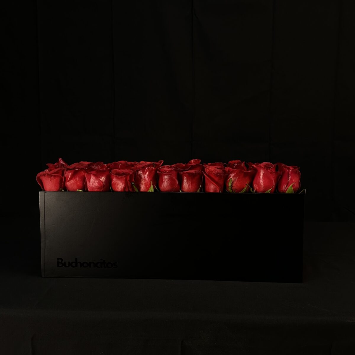 Caja horizontal de 36 rosas