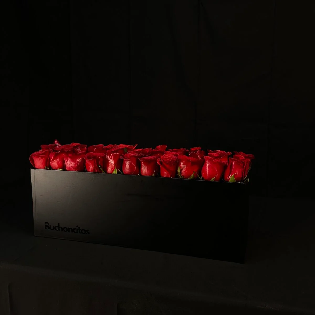 Caja horizontal de 36 rosas