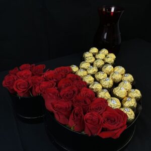 Mickey Mouse de rosas con chocolates Ferrero
